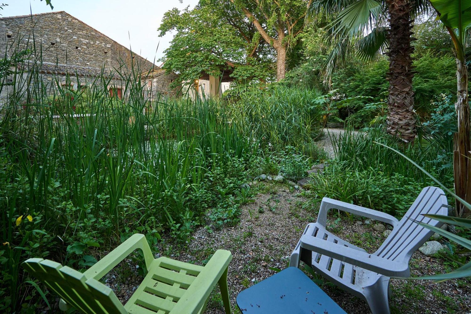 Bel appartement avec piscine chauffée Pezens Exterior foto